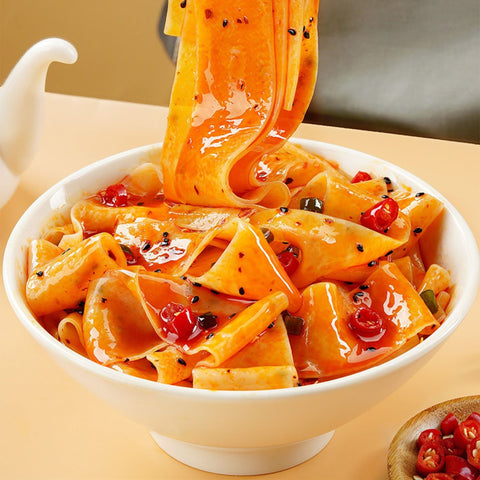Akuan Fideos Gruesos con Salsa Picante Sichuan (Halal) 110g