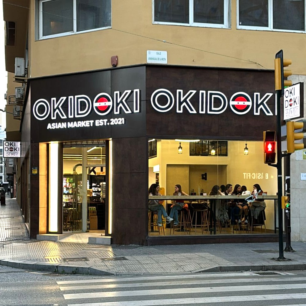 ⭐激レア⭐東方神起 ⭐非売品⭐韓国BBQ 店舗宣伝タペストリー ☆激レア☆貴重☆東方神起 韓国BBQ店舗 宣伝タペストリー Amazon